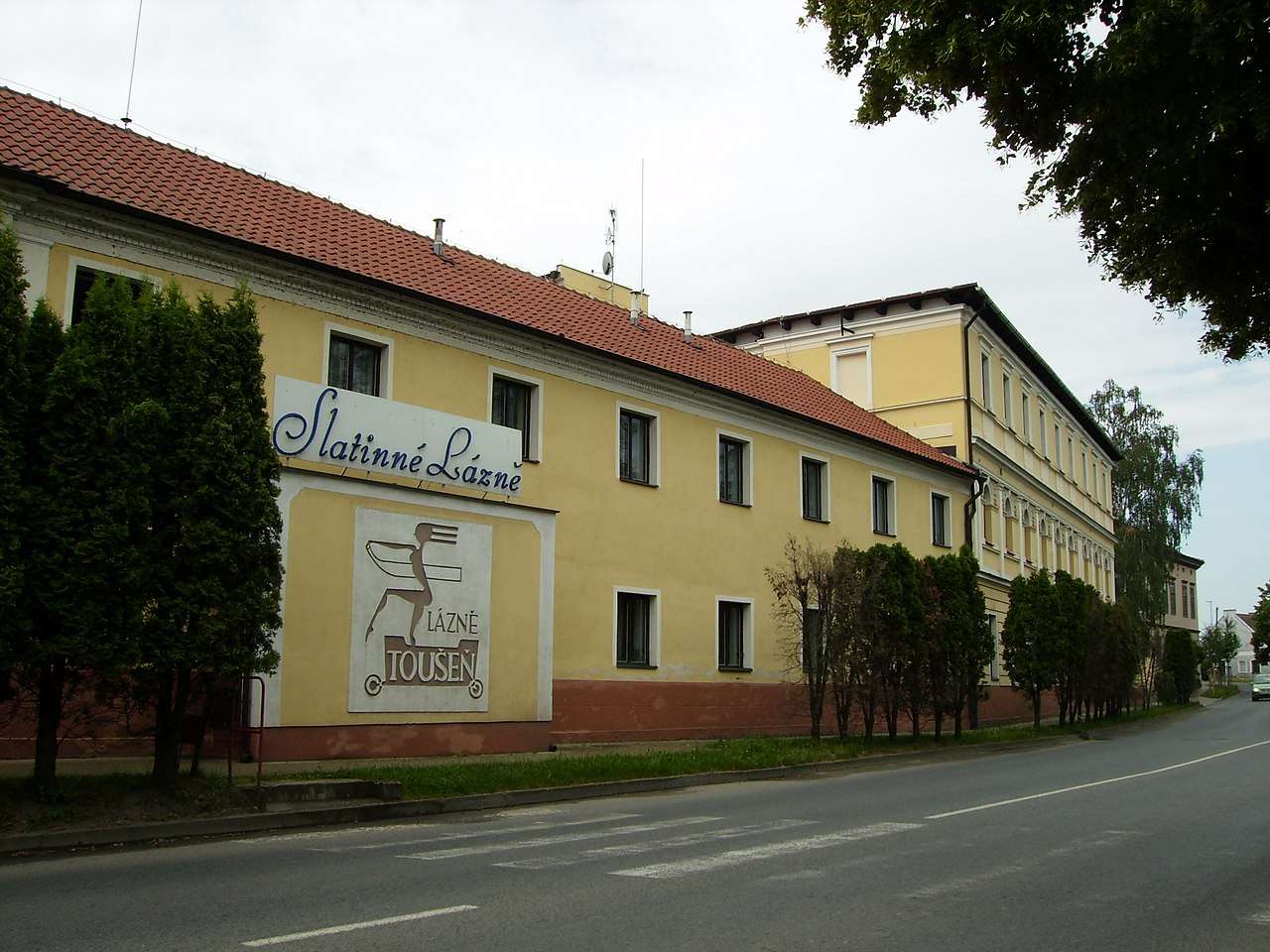 Slatinné lázně Toušeň