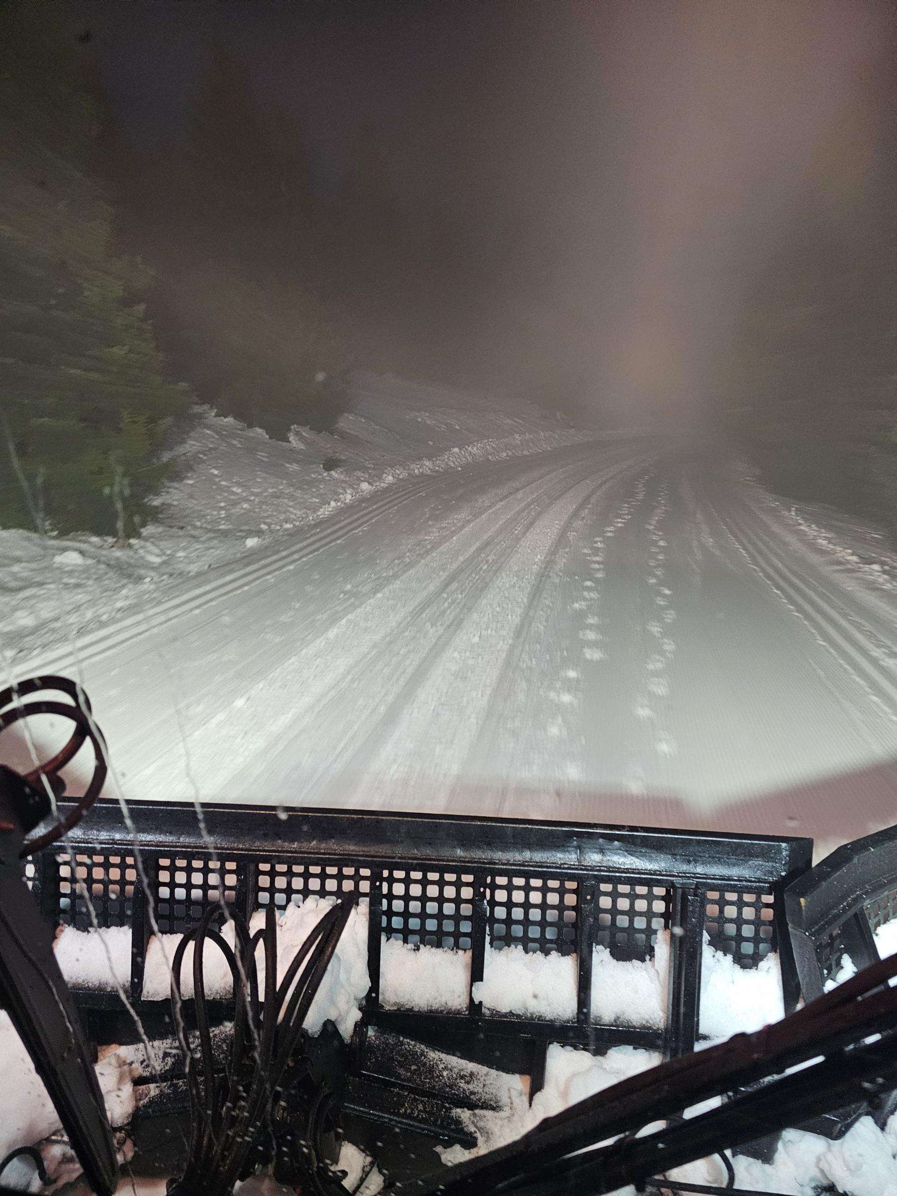 Stopa Ovčárna - Praděd parádní, po nočním dešti přimrzlo. Stále vynikající podmínky.