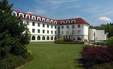 Léčebné lázně Bohdaneč